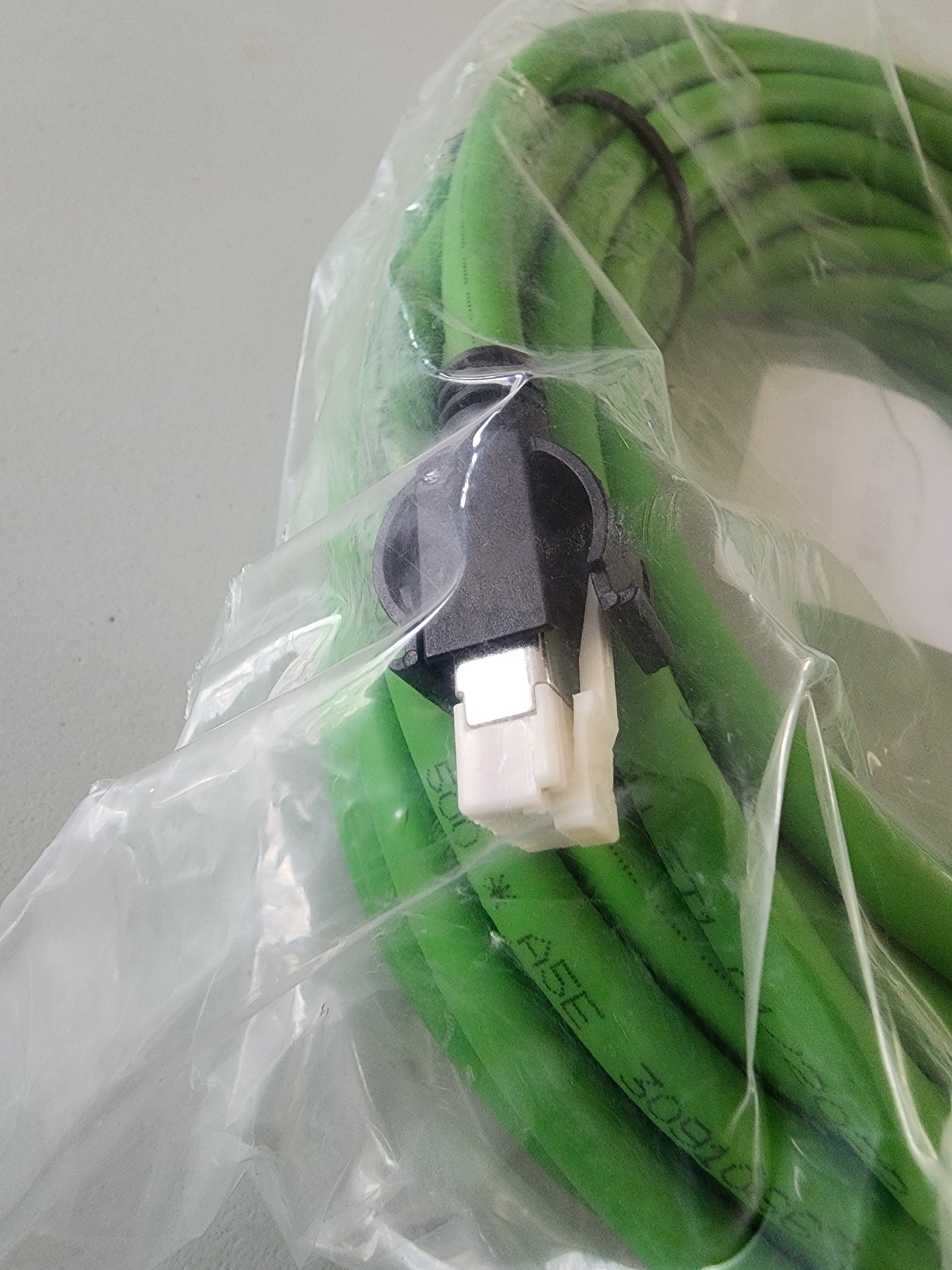 Encoder cable 10m vw3m8102r100 for Schneider